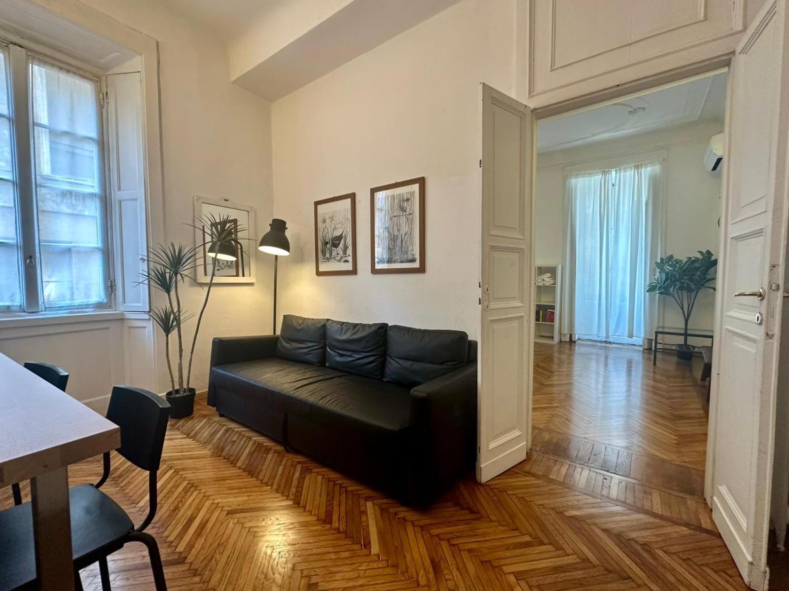 Apartment Casa - Classic Elegance, Balcony